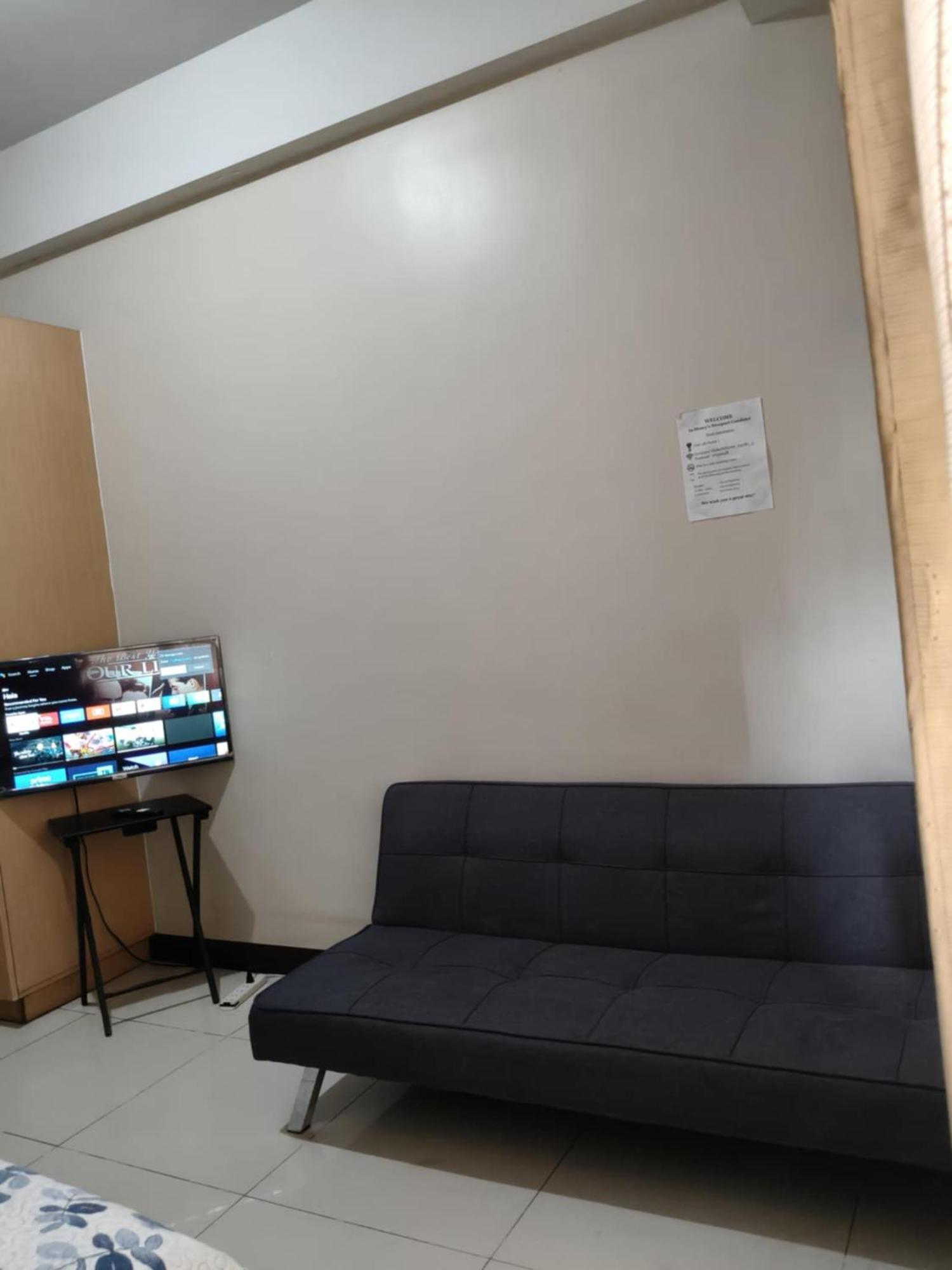 Henry'S Newport Condotel Pasay Exterior foto